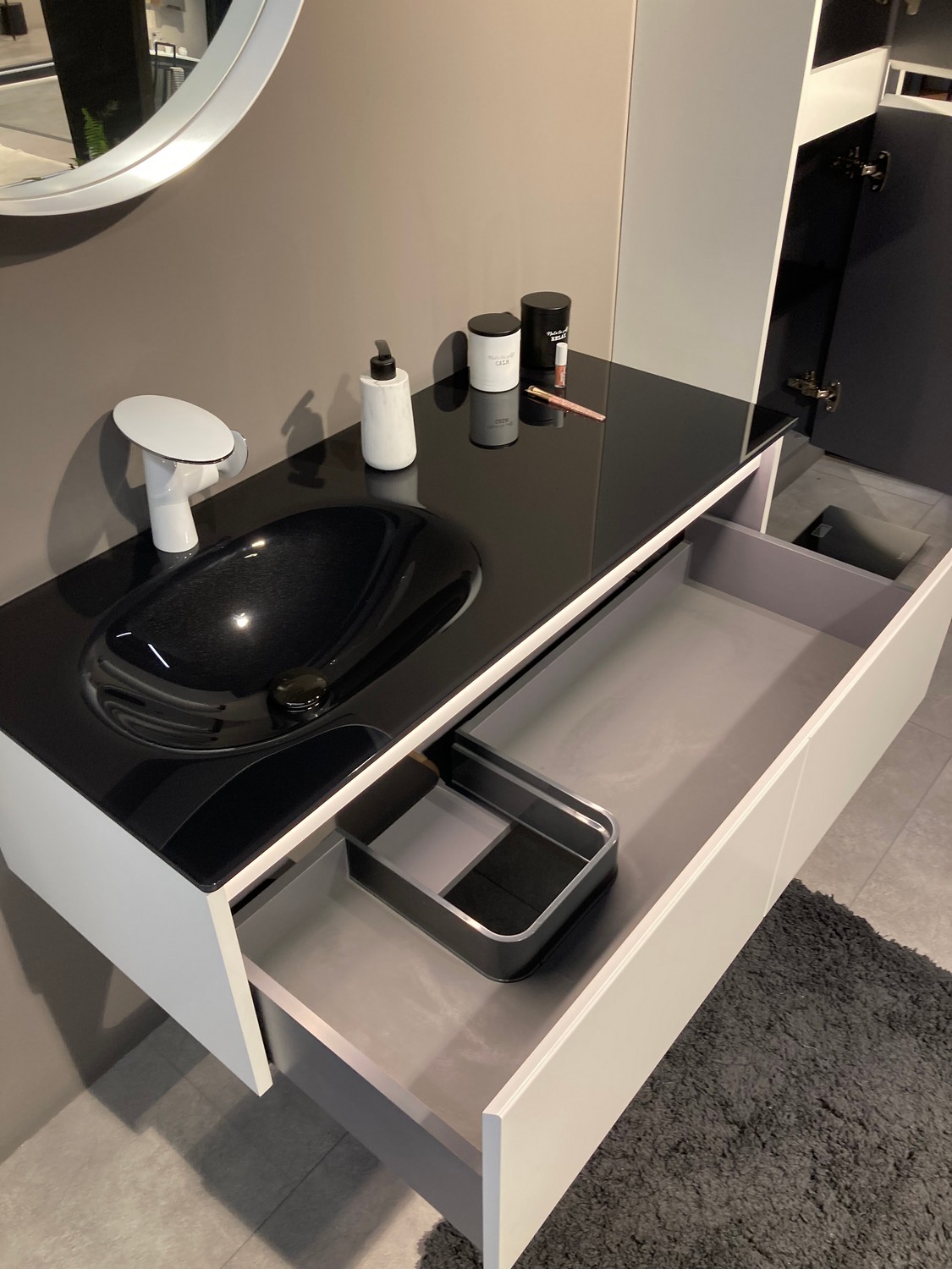 ����� � ��������� ORKA Lisbon 90 ���������, ����� �������