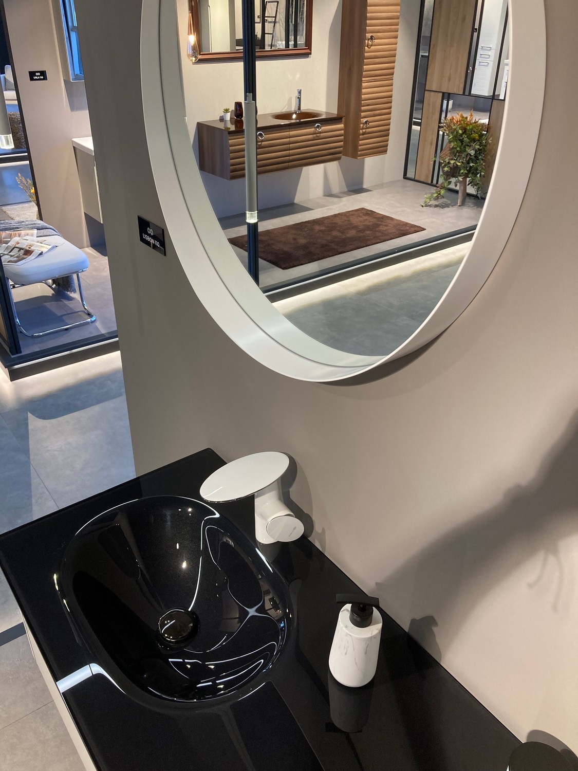 ����� � ��������� ORKA Lisbon 90 ���������, ����� �������