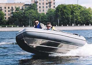 Надувная лодка Мнев и К Кайман N-360