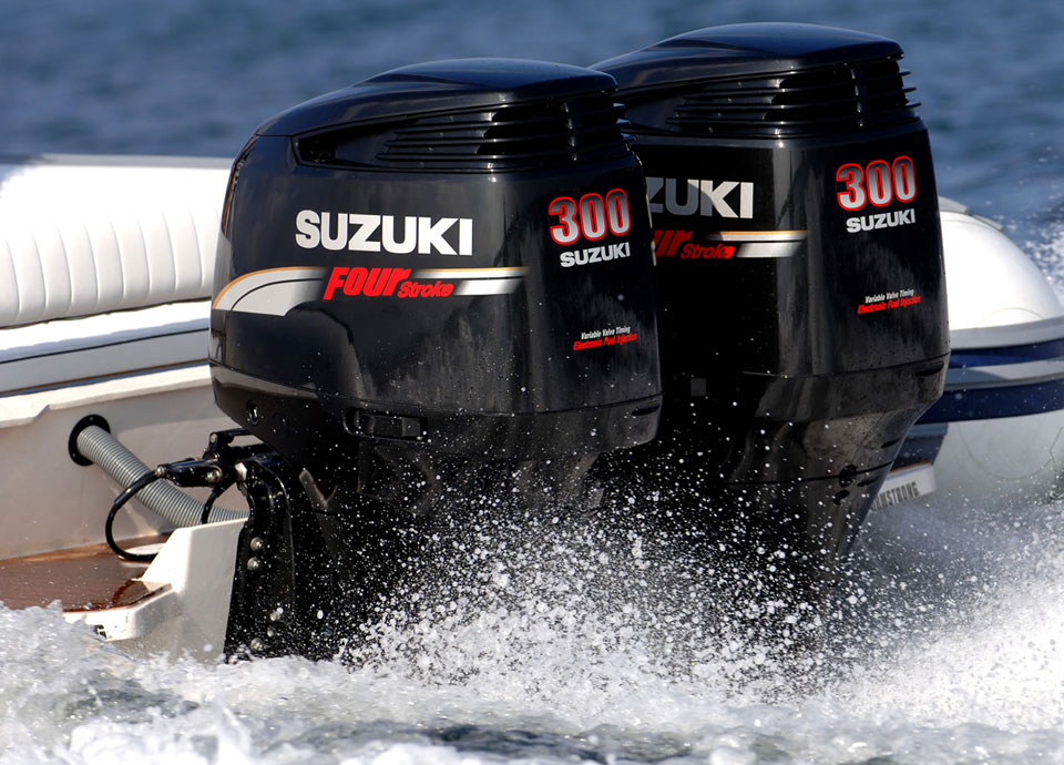 мощный лодочный мотор suzuki df300